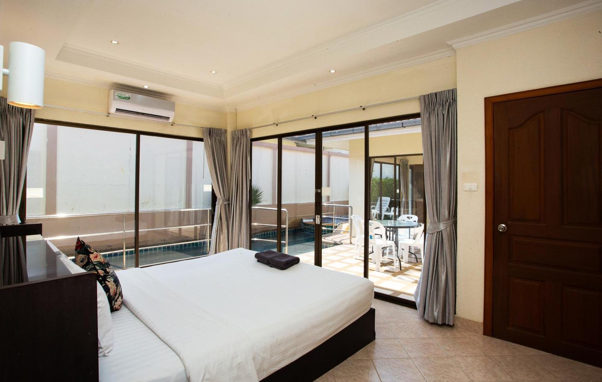 Avoca Pool Villas Pattaya Kamer foto