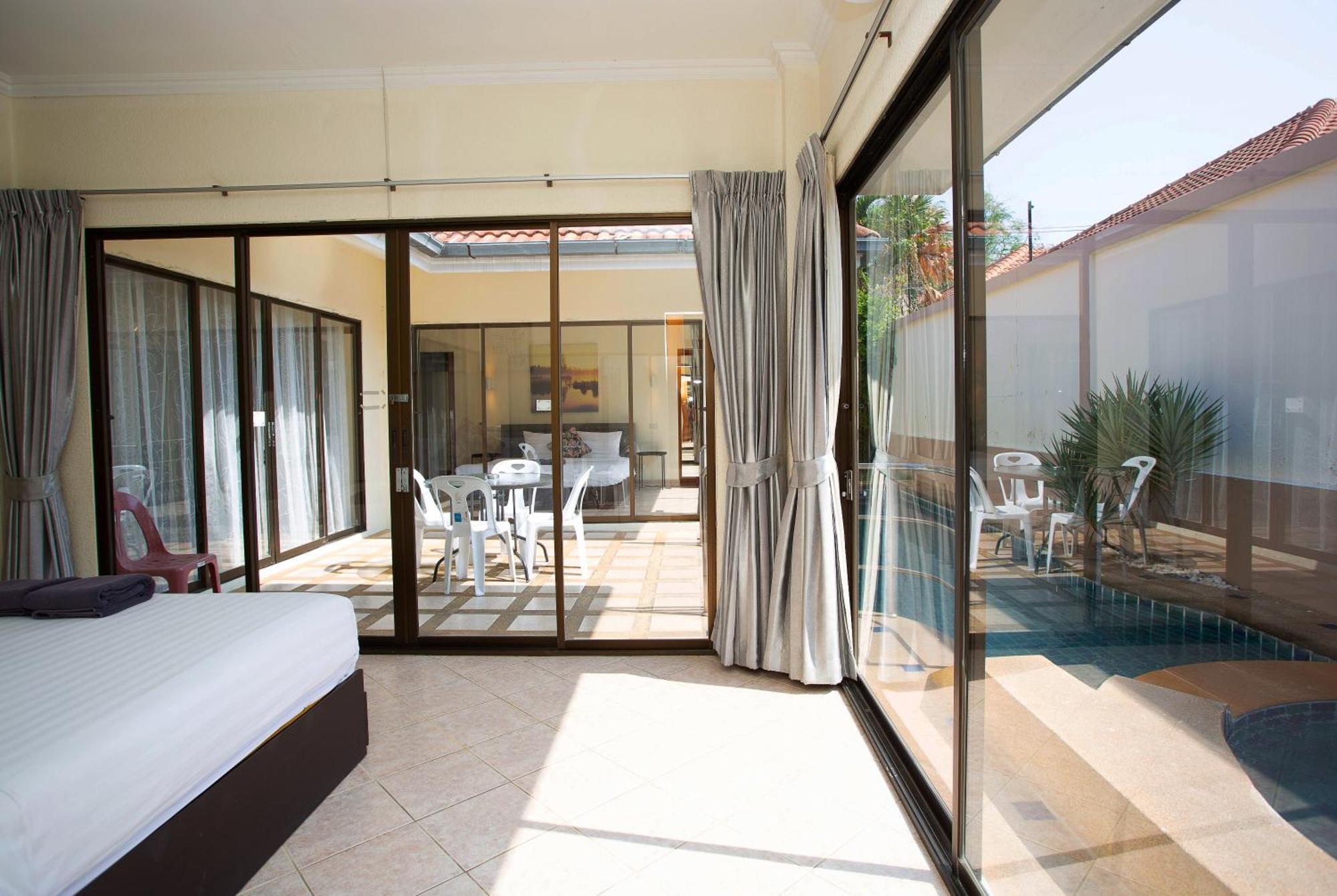 Avoca Pool Villas Pattaya Kamer foto