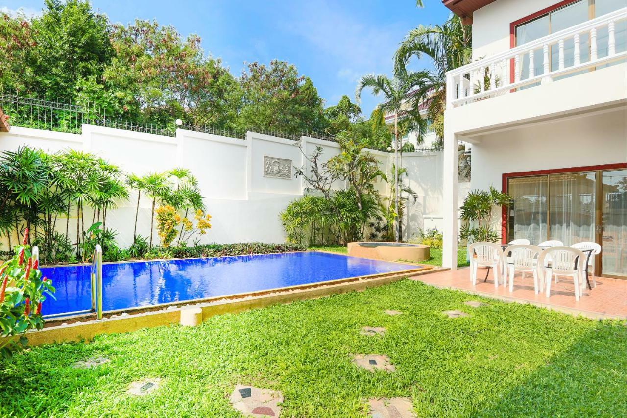 Avoca Pool Villas Pattaya Buitenkant foto