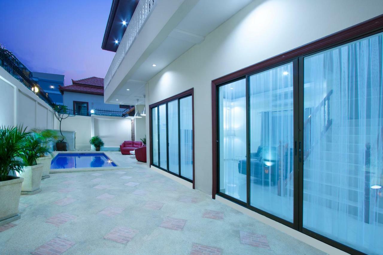 Avoca Pool Villas Pattaya Buitenkant foto
